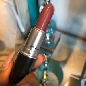 MAC CREME IN YOUR COFFEE